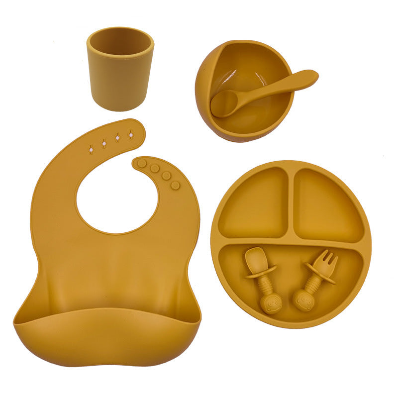 Complete Baby Feeding Set – Bib, Cup & Utensils